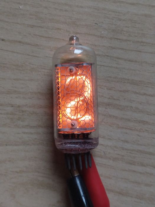 Лампи індикаторні Ин-8