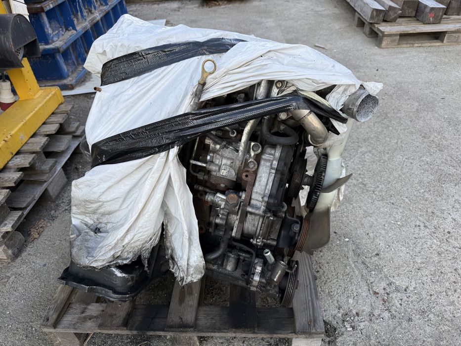 Silnik 2.5 nissan cabstar  rocznik 2007