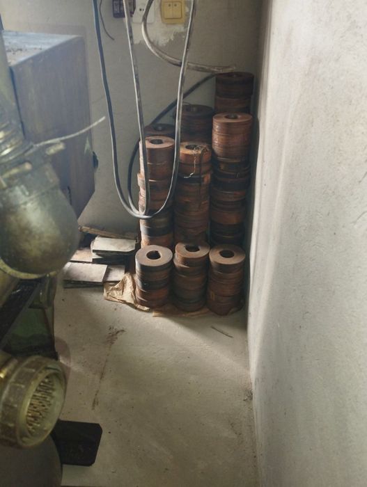 Різьбонакатний верстат А9518 , UPW 12,5 
А9518 різьбонакатний верст