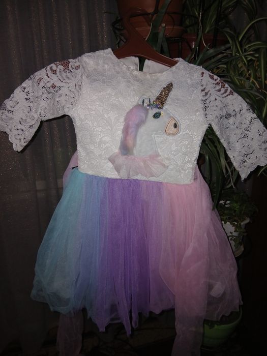 Продам  сукню єдиноріг