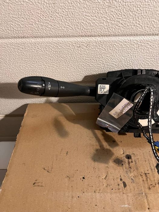 Підрульовий перемикач Peugeot 307 пежо 307