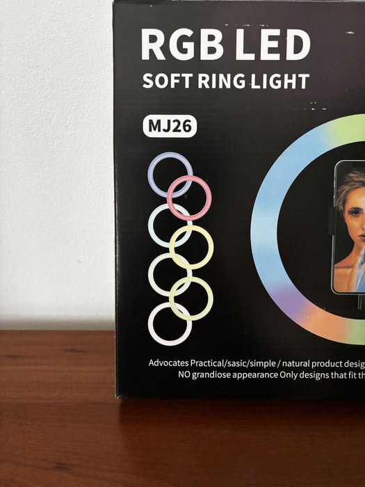 Ring Light RGB 26cm NOVA (Comando e Suporte para Telemovel Incluidos)