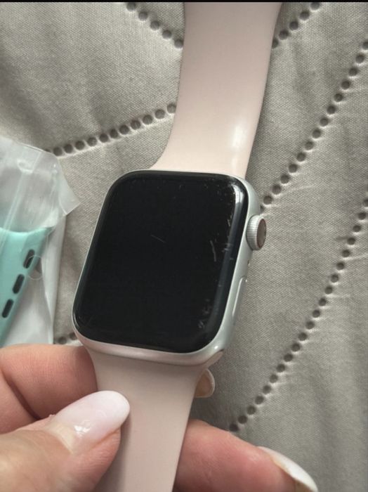 Apple Watch 6 44 MM silver Alu white sport Band cellular