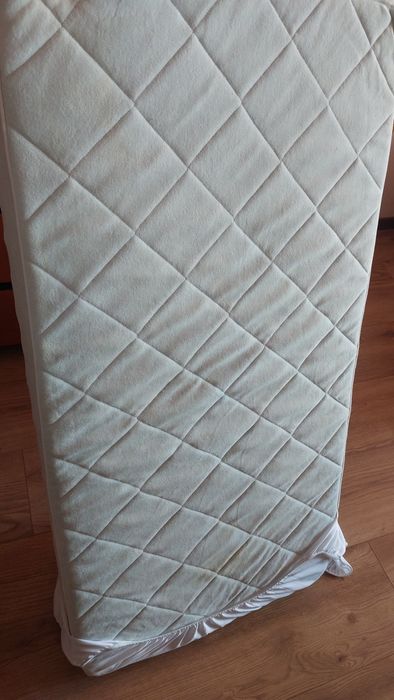 Colchão ikea cama bebé