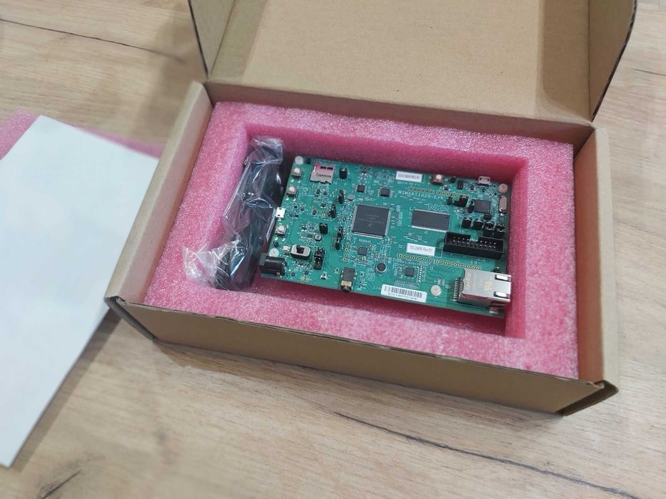 NXP MIMXRT1020-EVK - idealna do prototypów IoT, Cortex-M7 (Dev Kit)