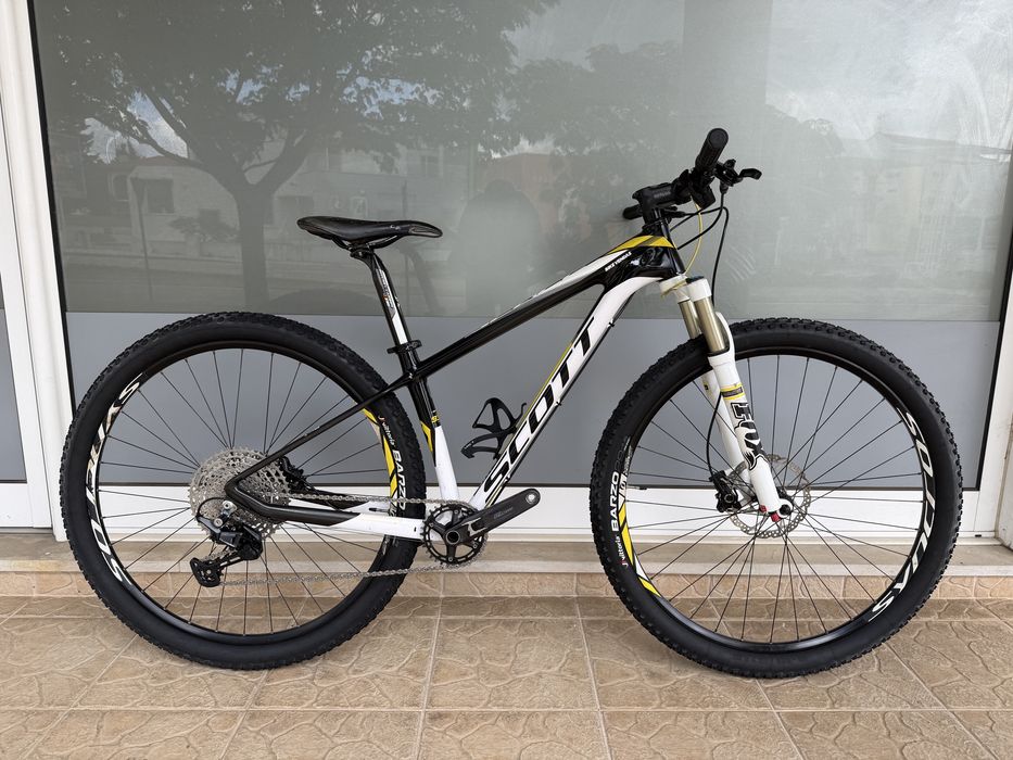 Bicicleta de BTT Scott - roda29 carbono!