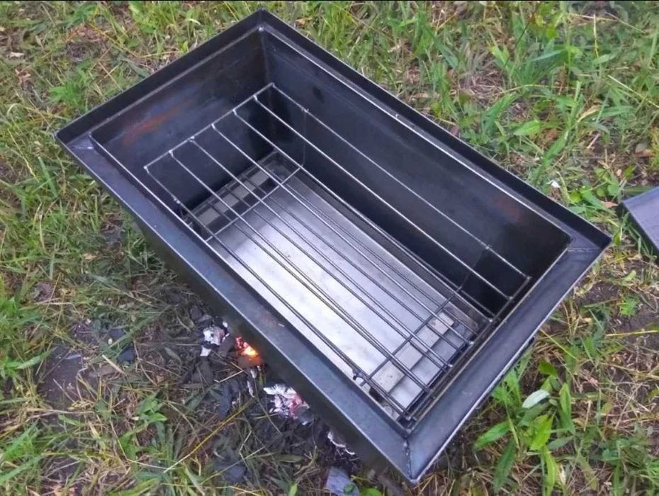 Домашняя коптильня горячего копчения Коптилка Черный метал нержавейка