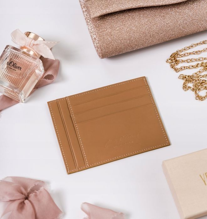 Modne płaskie etui na karty skóra naturalna mały portfel brązowy