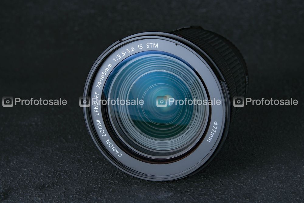 Об'єктив Canon EF 24-105mm f/3.5-5.6 IS STM