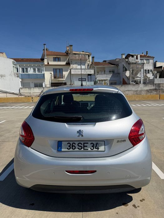 Peugeot 208 1.4 HDi