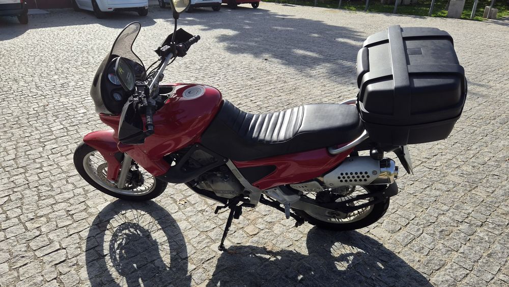 MOTO BMW F 650 Excelente