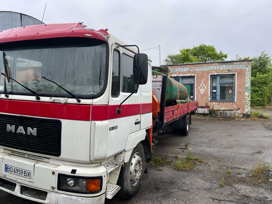 ман з маніпулятором