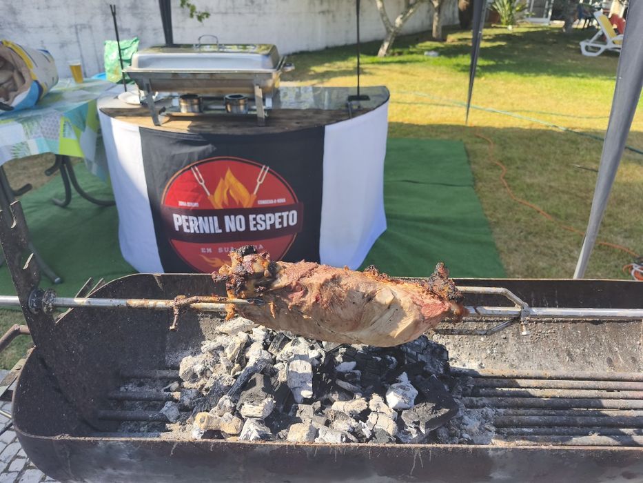 Pernil no espeto 
Zona centro
Mais informações