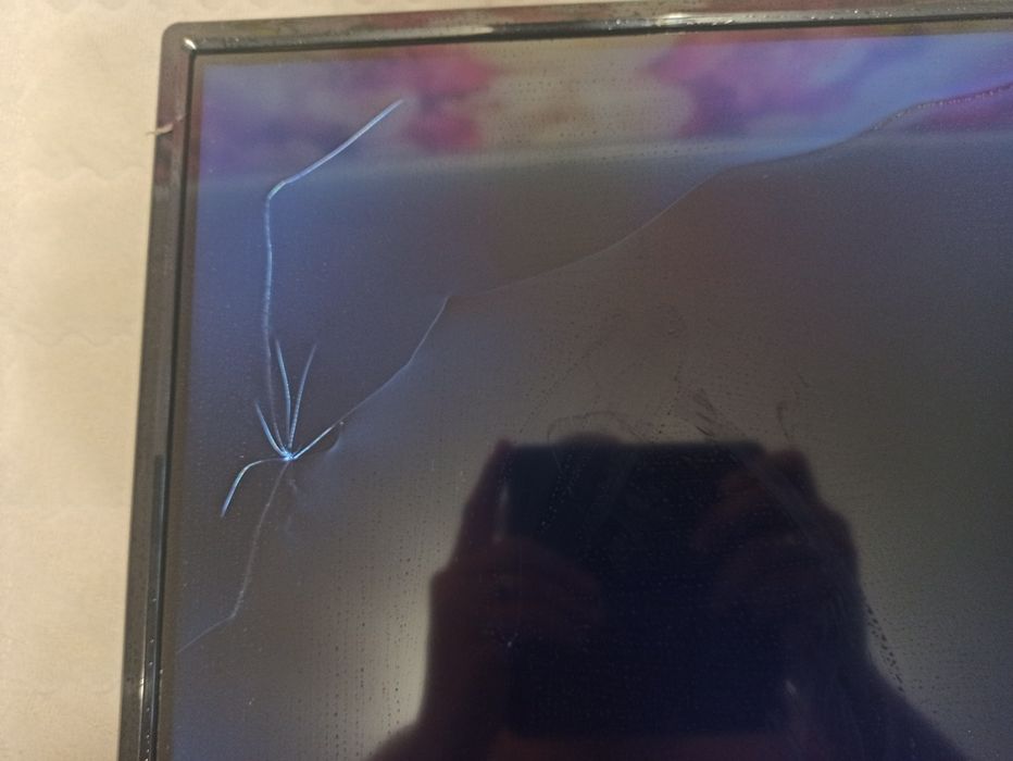 Телевизор Bravis