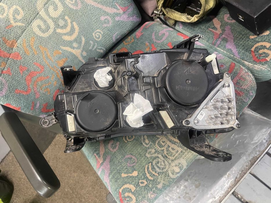 Фари рено дастер 1 RENAULT DUSTER 2