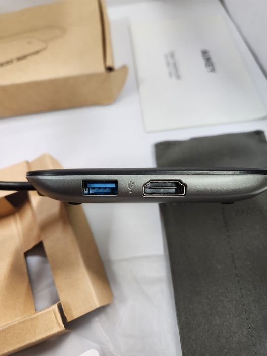 Hub USB-C 6 em 1 (USB 3.0, HDMI, SD-Card)