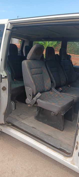 Carrinha Mercedes-Bens 9lugares