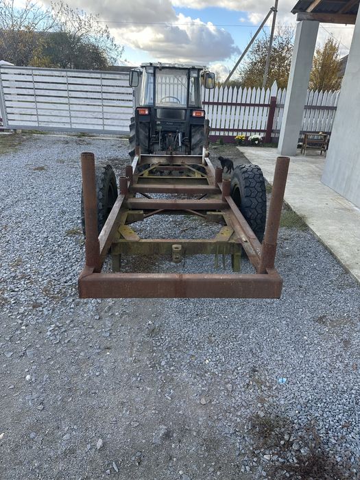 Продам причіп на одну вісь,в чудовому стані,зємні ручиці.