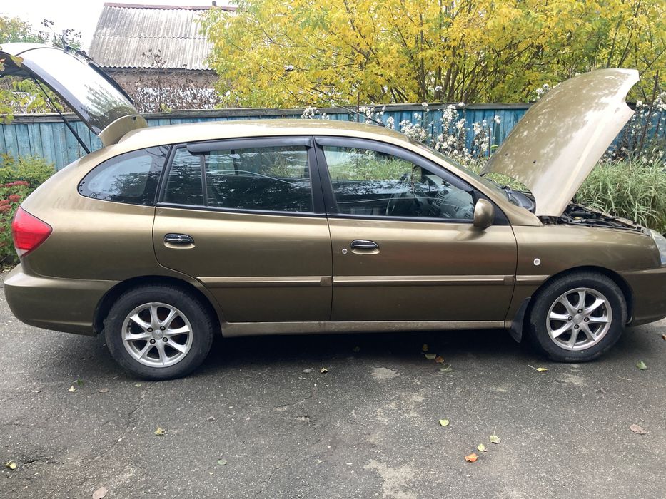 Продам KIA RIA RS в гарному стані 4700