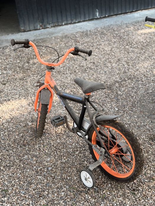 Bicicleta com rodas