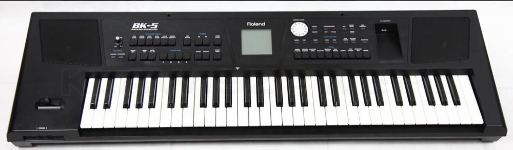 Roland bk 5 keyboard