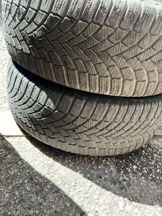 205/55/17 Bridgestone 2 pneus