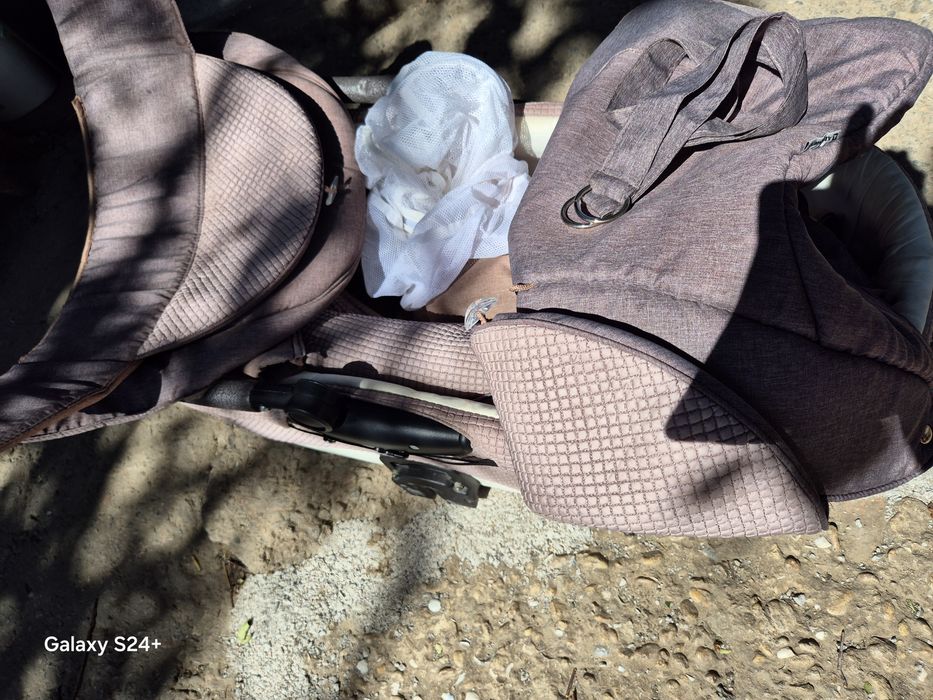 Продам коляску Адамакс Avila