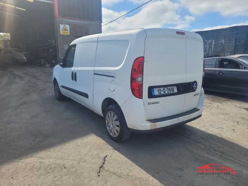 Бампер Opel Combo розборка шрот