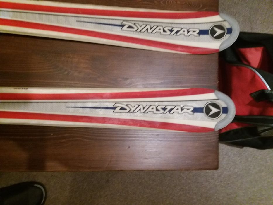 Narty Dynastar Omedrive Team.