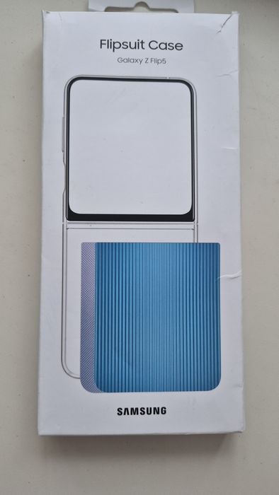 Оригинальный чехол Samsung Flip5  Flip6