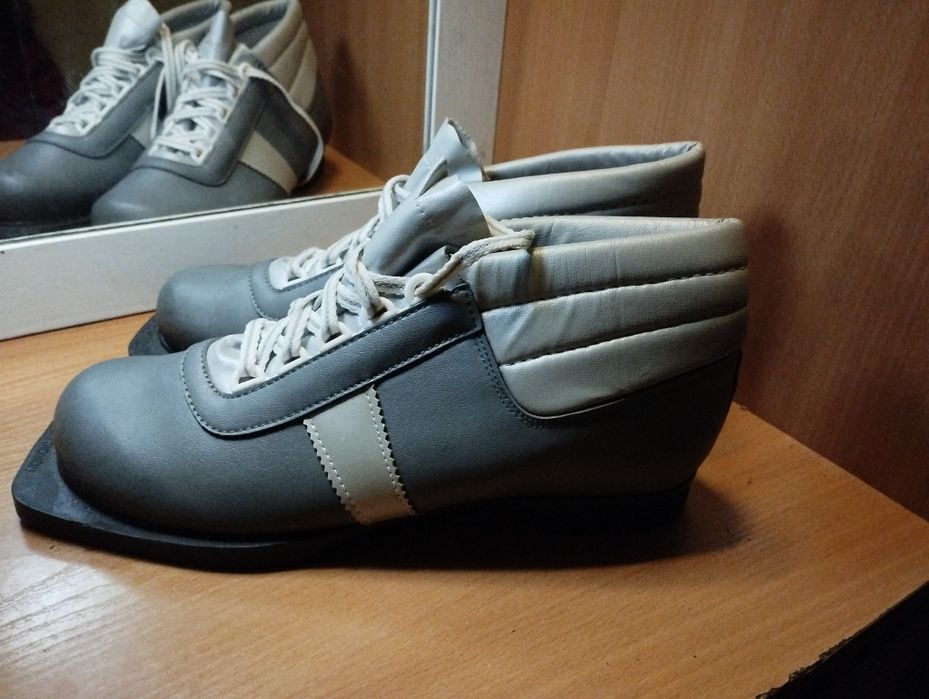 Беговые ботинки "Botas", p.40 (25 cм), NN75", из Германии