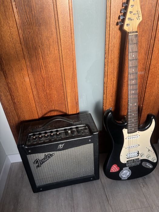 Gitara elektryczna fender+ wzmacniasz