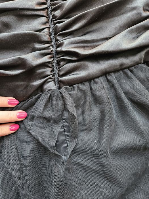 Sukienka studniówkowa czarna tiulowa L