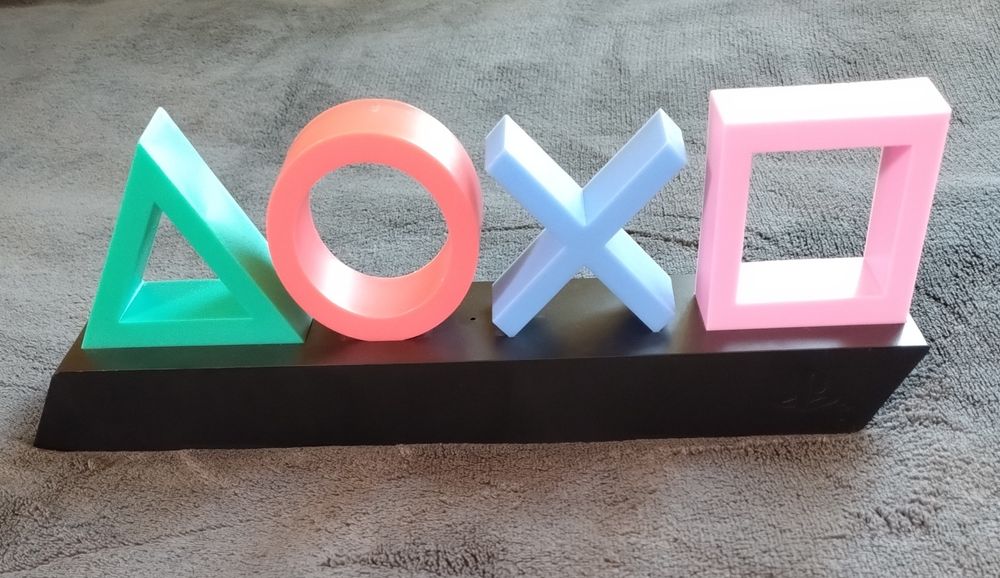 Lampa LED PlayStation