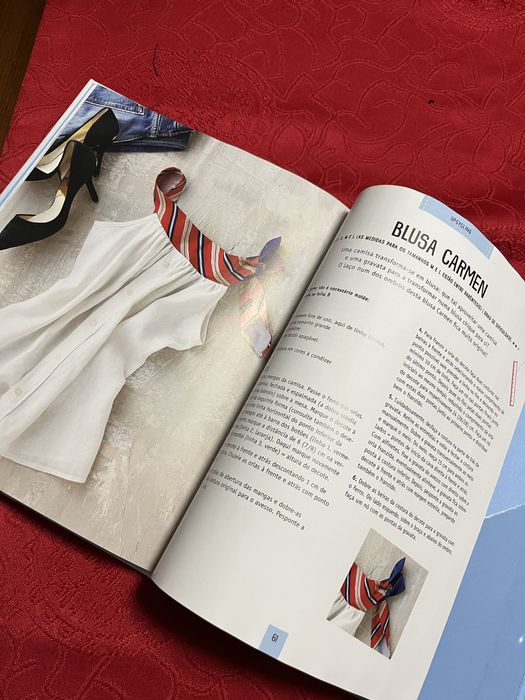 Livro de costura com moldes