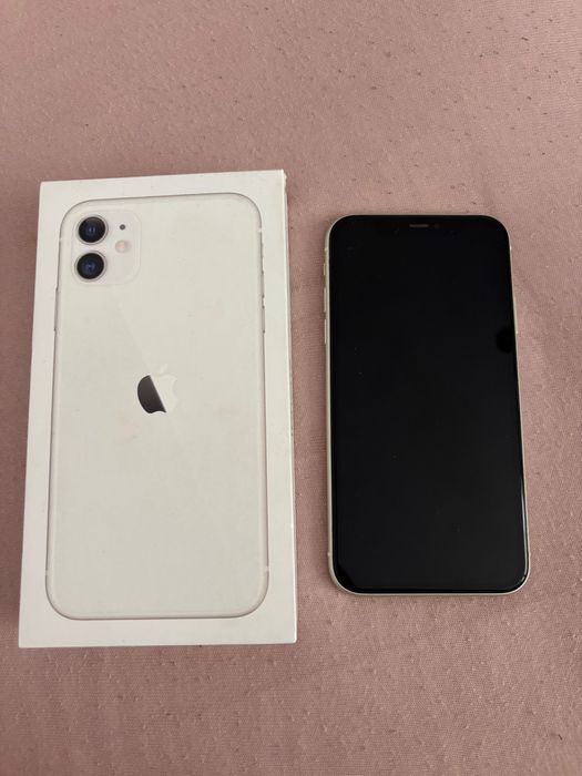 Telefon iPhone 11