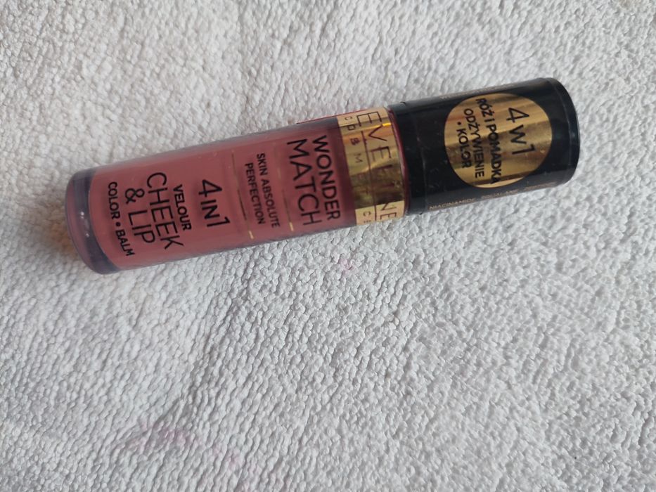 Róż Eveline wonder match 02