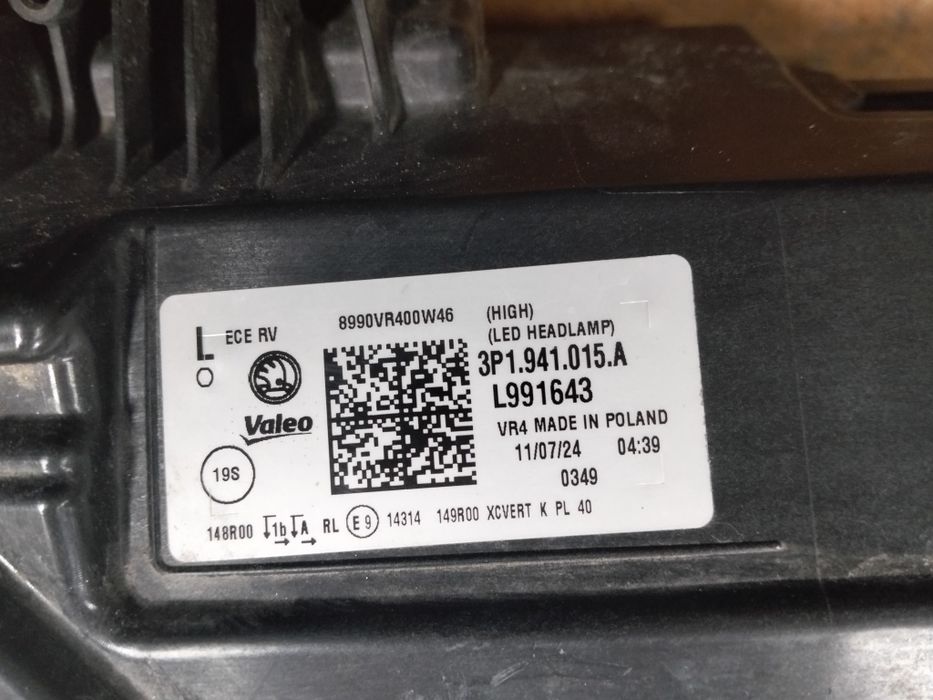 Farol Skoda superb 4 ótica Led 2024