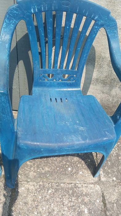 2 krzedla plastikowe mocne stabilnie