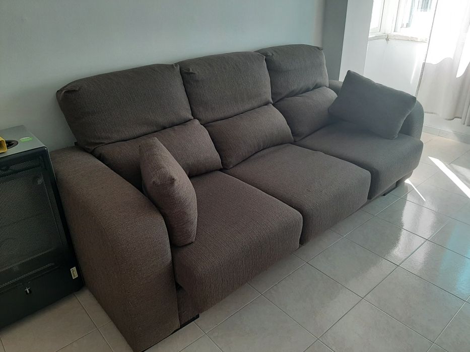 Sofá 3 Lugares Extensíveis e confortáveis FalagueiraVenda Nova • OLX