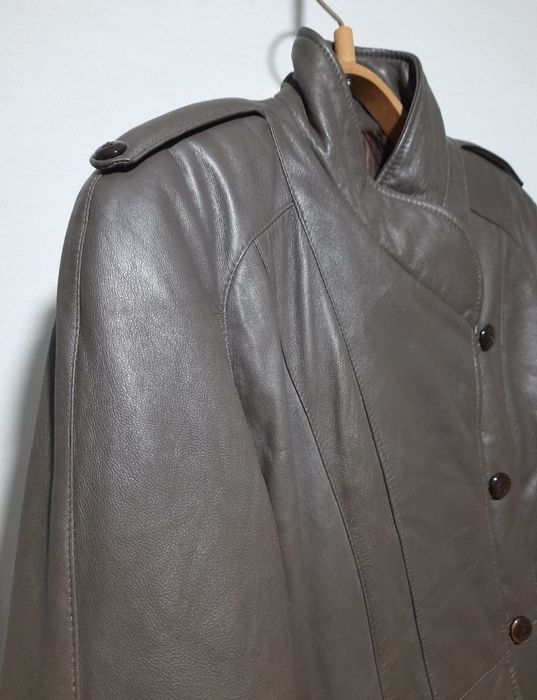 Шкіряна куртка з стійкою і кулісою сіро-коричневого кольору 100% шкіра