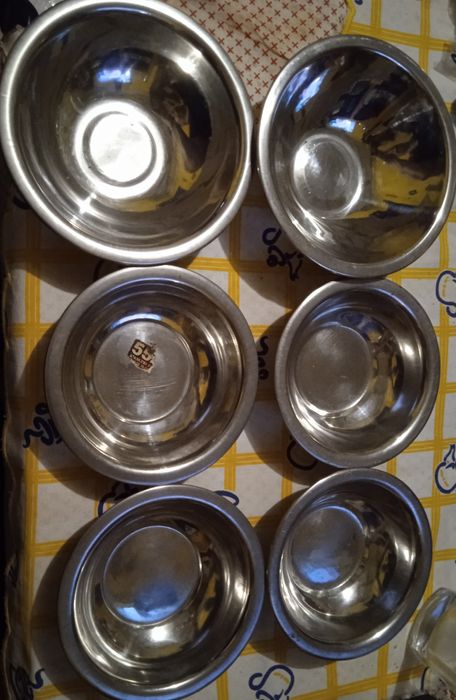 Conjunto de tigelas em aço inoxidável