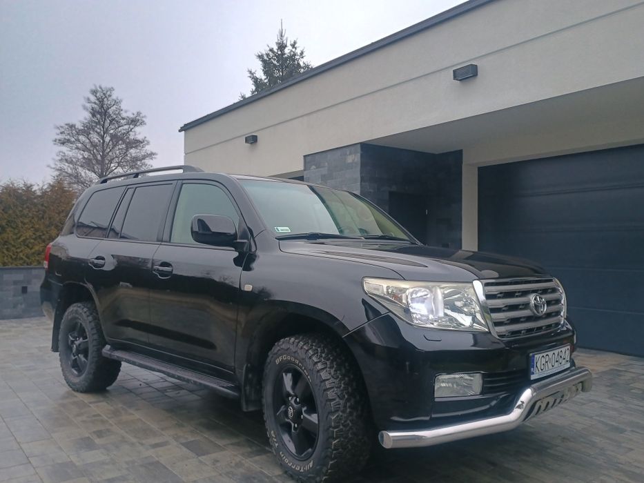 Toyota Land Cruiser 200 V8 /zamiana/