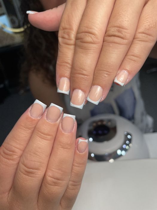 Unhas apartir de 17€