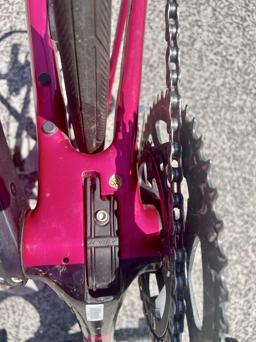 Giant/Liv Envie Advanced Carbono – Shimano 105 – Estrada/Aero
