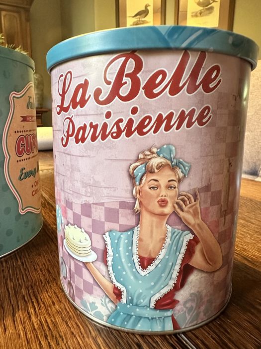 Metalowe puszki ozdobne 2 szt