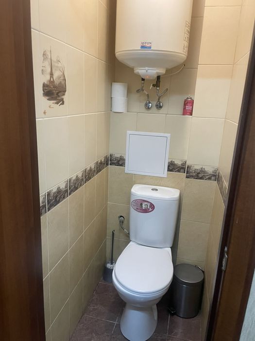 Продам 2-к квартиру с балконом, Александровский р-н, Малый р-к