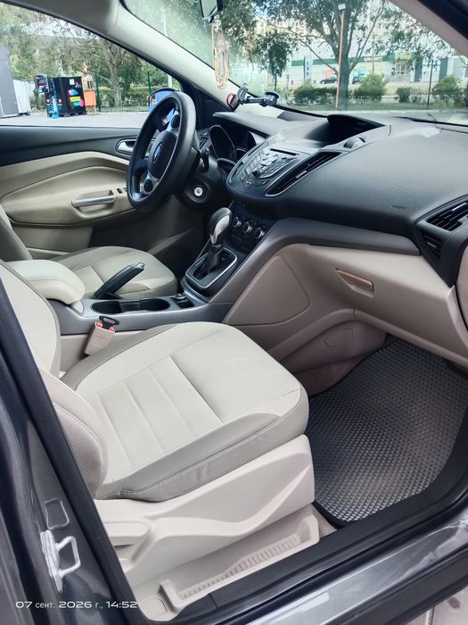 Ford Escape 2 л.