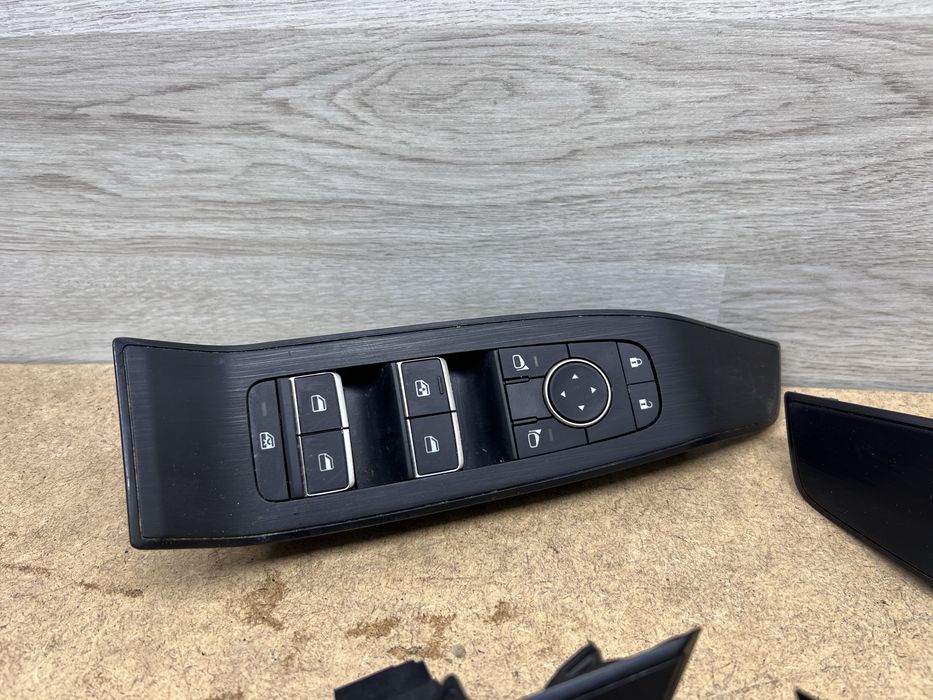 Кнопки, блоки  склопідіймача  Nissan Rogue t33 2020-2026