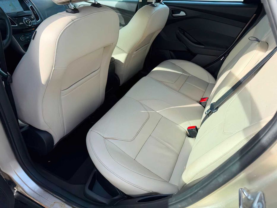 Ford Focus Titanium      2018